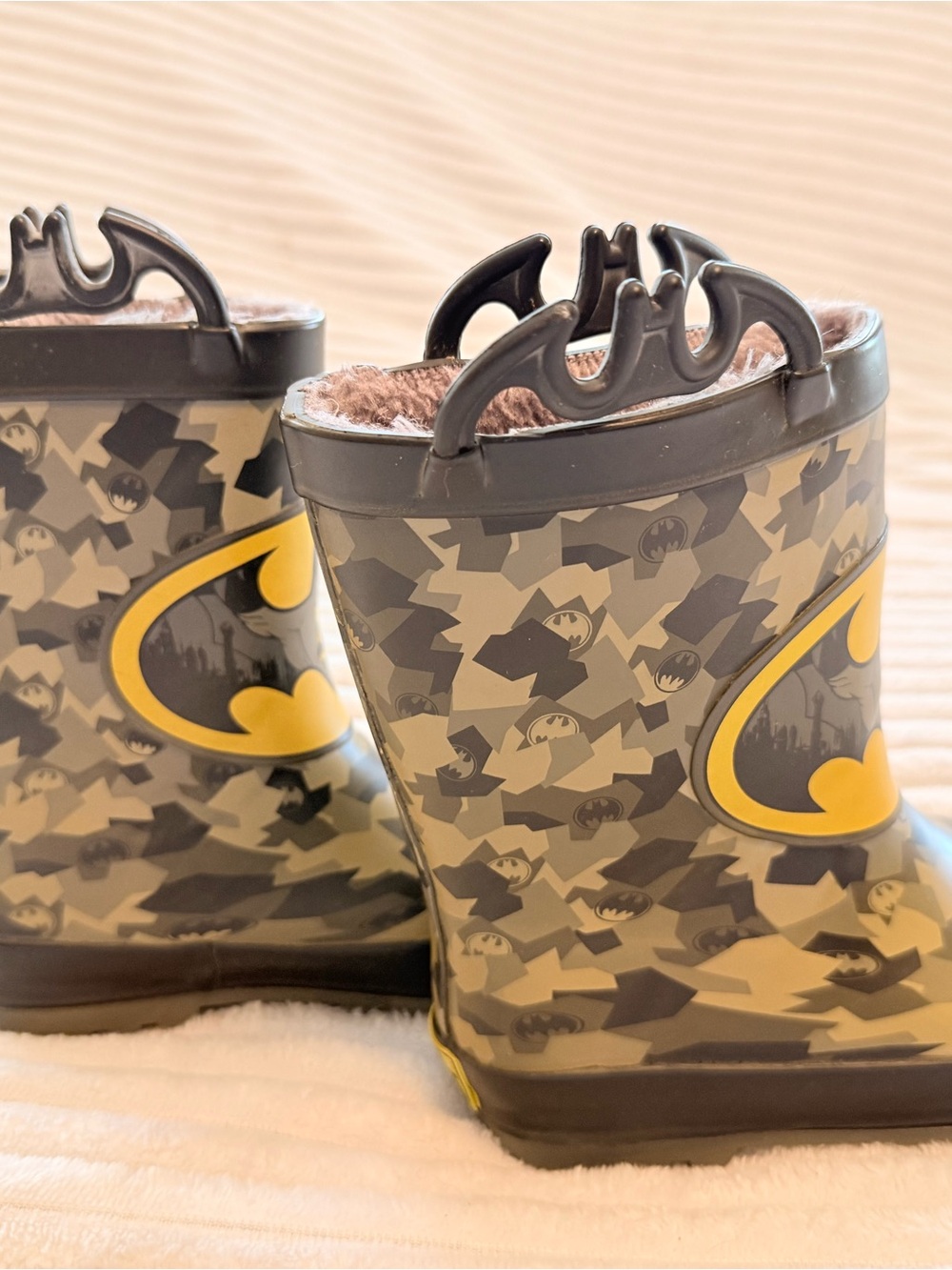 Western Chief BatMan Yellow and Olive Camo Kids Rain Boots - Picture 5 of 7